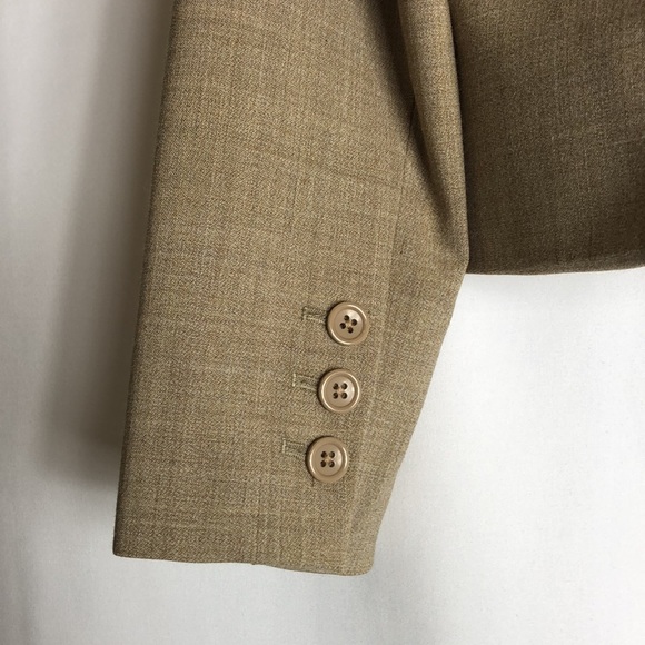 BODY by Victoria complete suit skirt and blazer - Picture 5 of 11